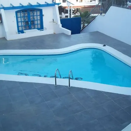 Puerto Del Carmen Sleeps 4 Pool Wifi Apartmán