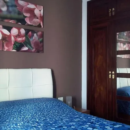 Apartment Puerto Del Carmen Sleeps 4 Pool Wifi *